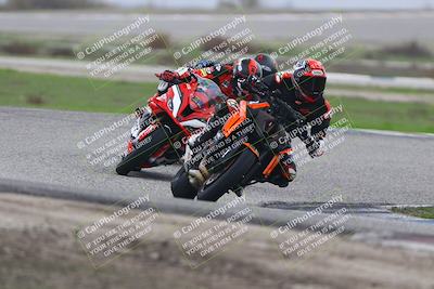 media/Nov-30-2025-TrackDaz (Sun) [[d8b22663df]]/A Group/Session 2 (Sunset)/